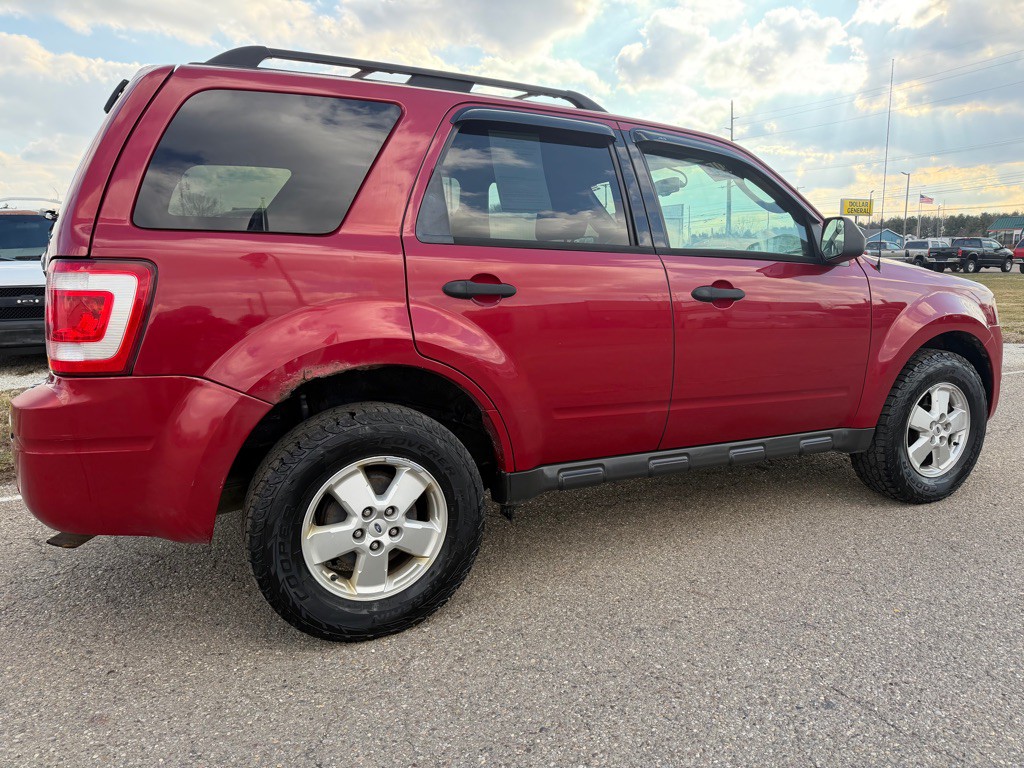 2010 Ford Escape Image 6