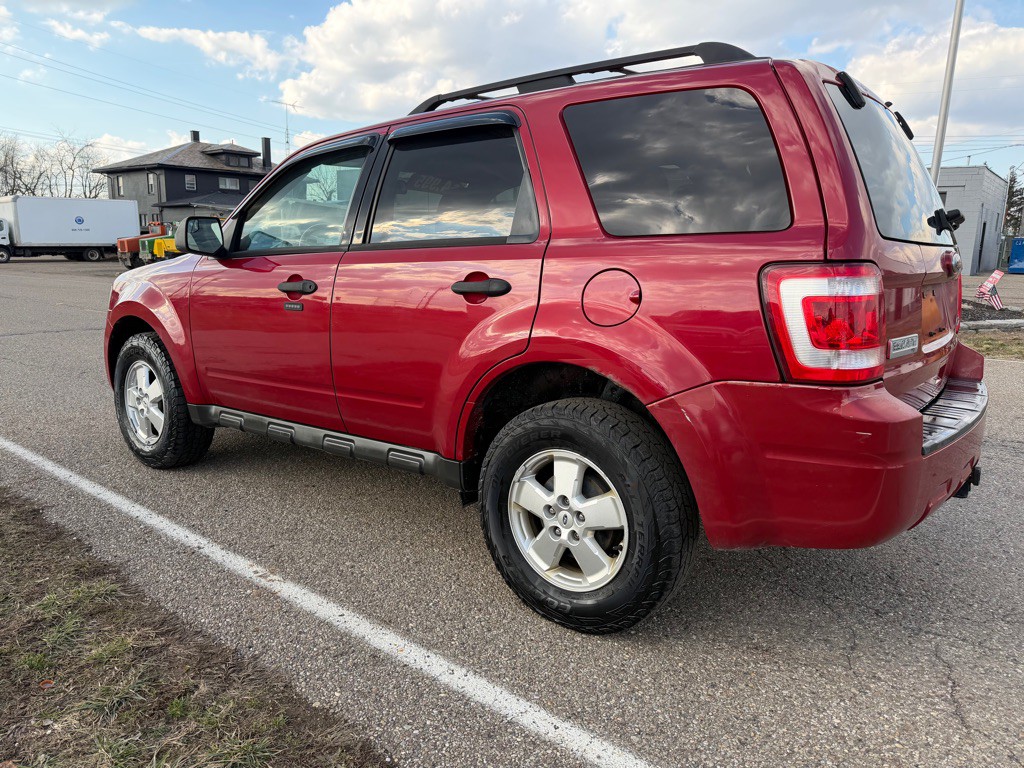 2010 Ford Escape Image 7