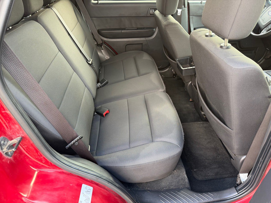2010 Ford Escape Image 13