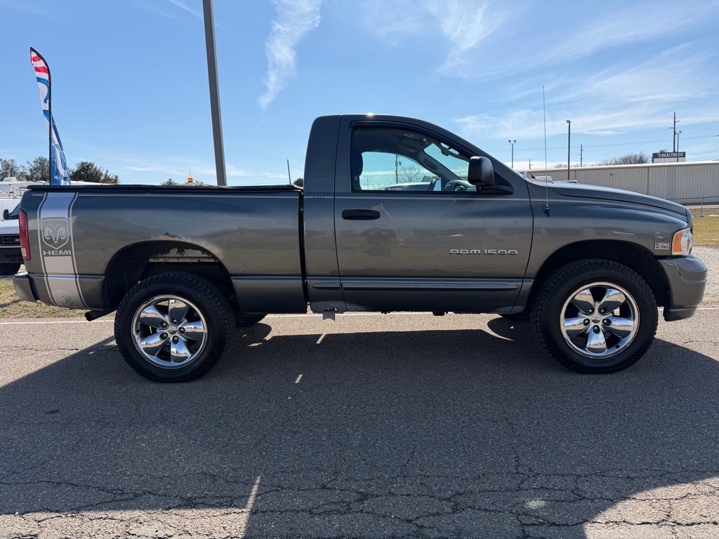 2005 Dodge Ram 1500 Image 17