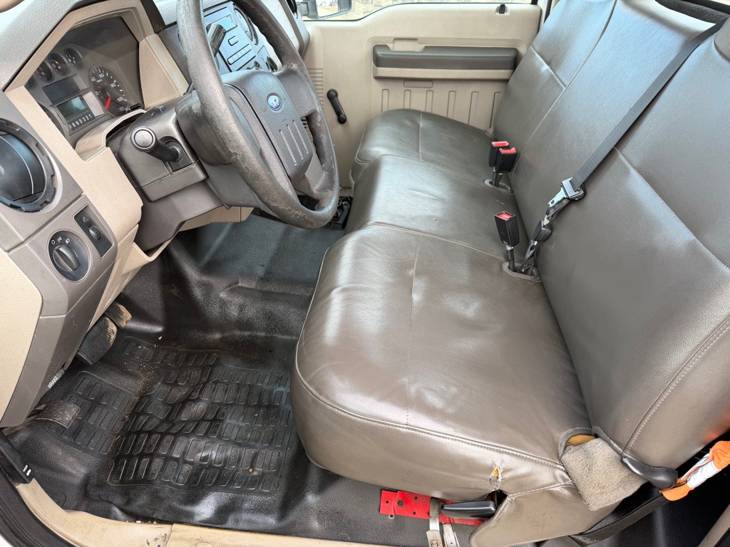 2009 Ford F-350 Image 9