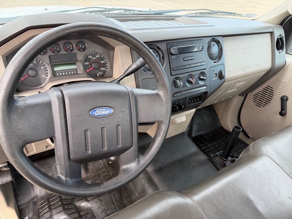 2009 Ford F-350 Image 10