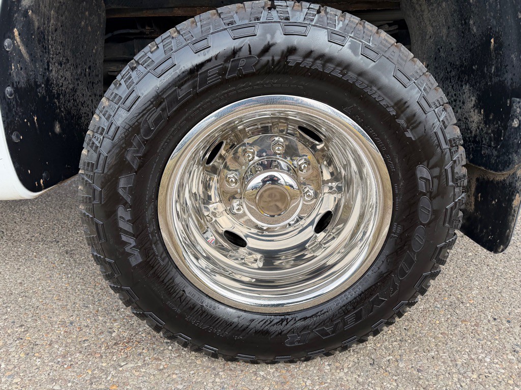 2009 Ford F-350 Image 15