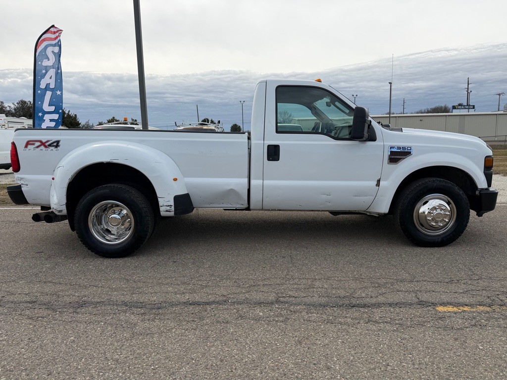 2009 Ford F-350 Image 17