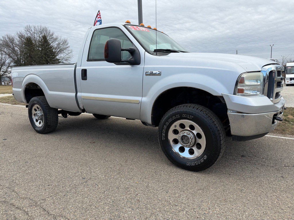 2005 Ford F-350 Image 1