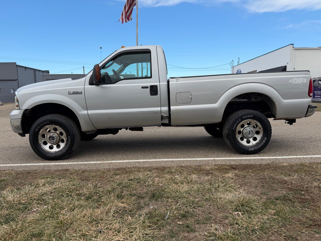 2005 Ford F-350 Image 8