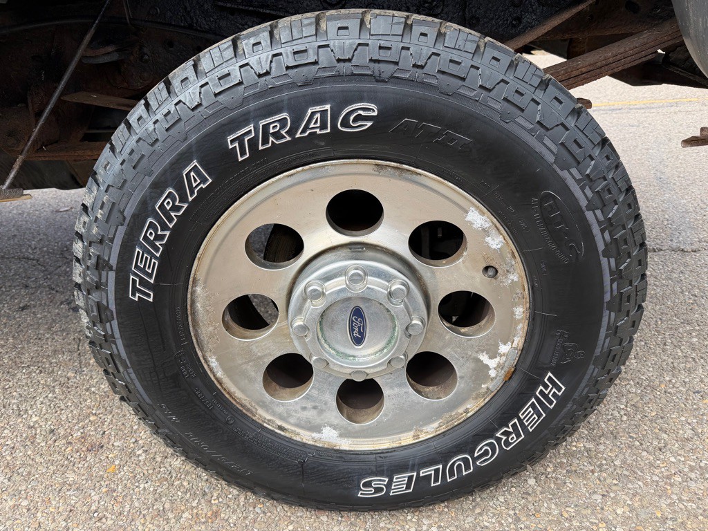 2005 Ford F-350 Image 15