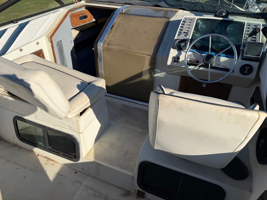 1985 RAM 285 Century Image 11