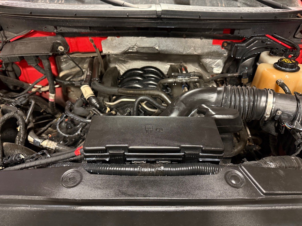 2012 Ford F-150 Image 5