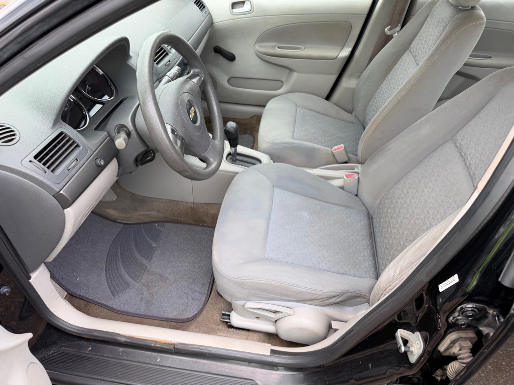 2007 Chevrolet Cobalt Image 9