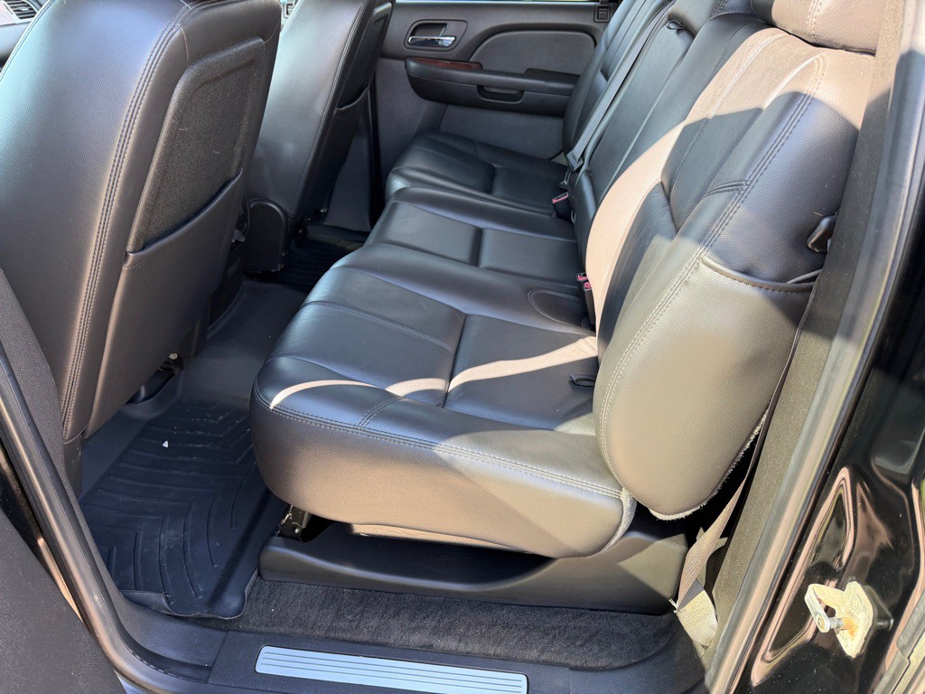 2008 Chevrolet Avalanche Image 12