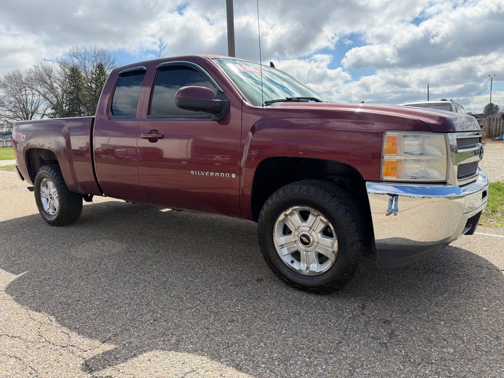 2008 Chevrolet Silverado 1500 Image 1