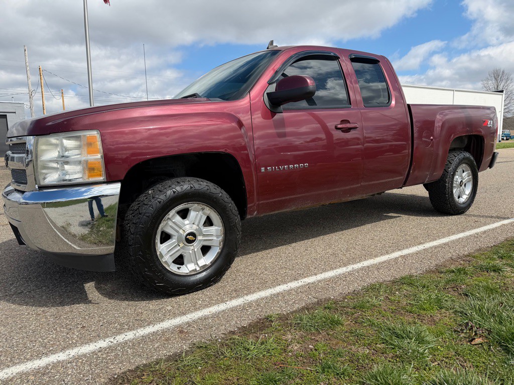 2008 Chevrolet Silverado 1500 Image 3