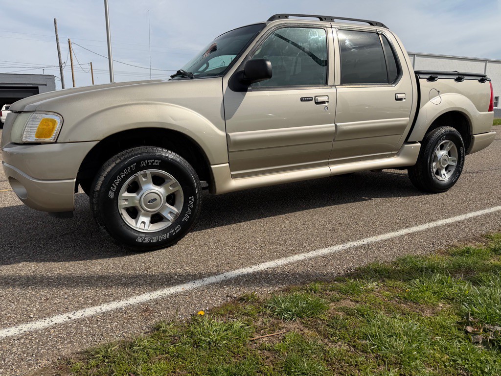 2004 Ford Explorer Image 3