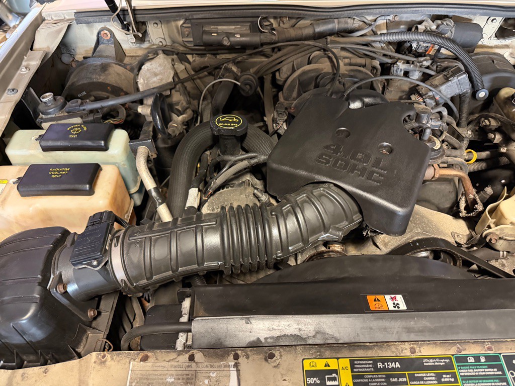 2004 Ford Explorer Image 5