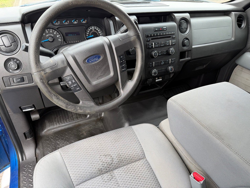 2013 Ford F-150 Image 10