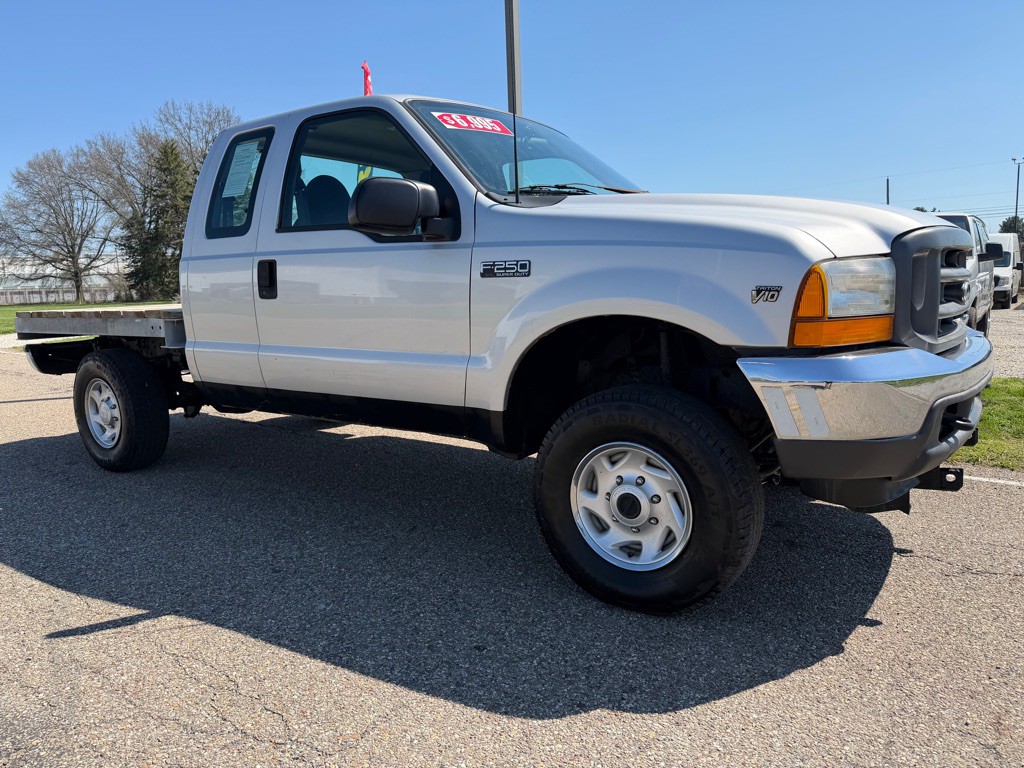 2001 Ford F-250 Image 1