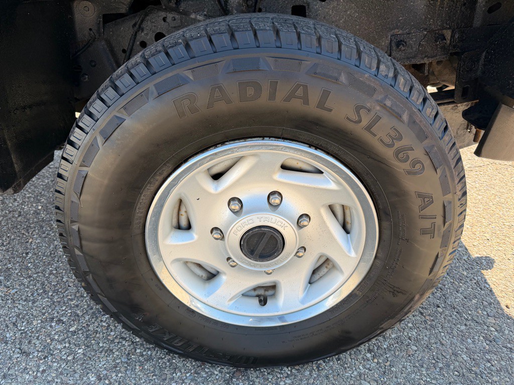 2001 Ford F-250 Image 15