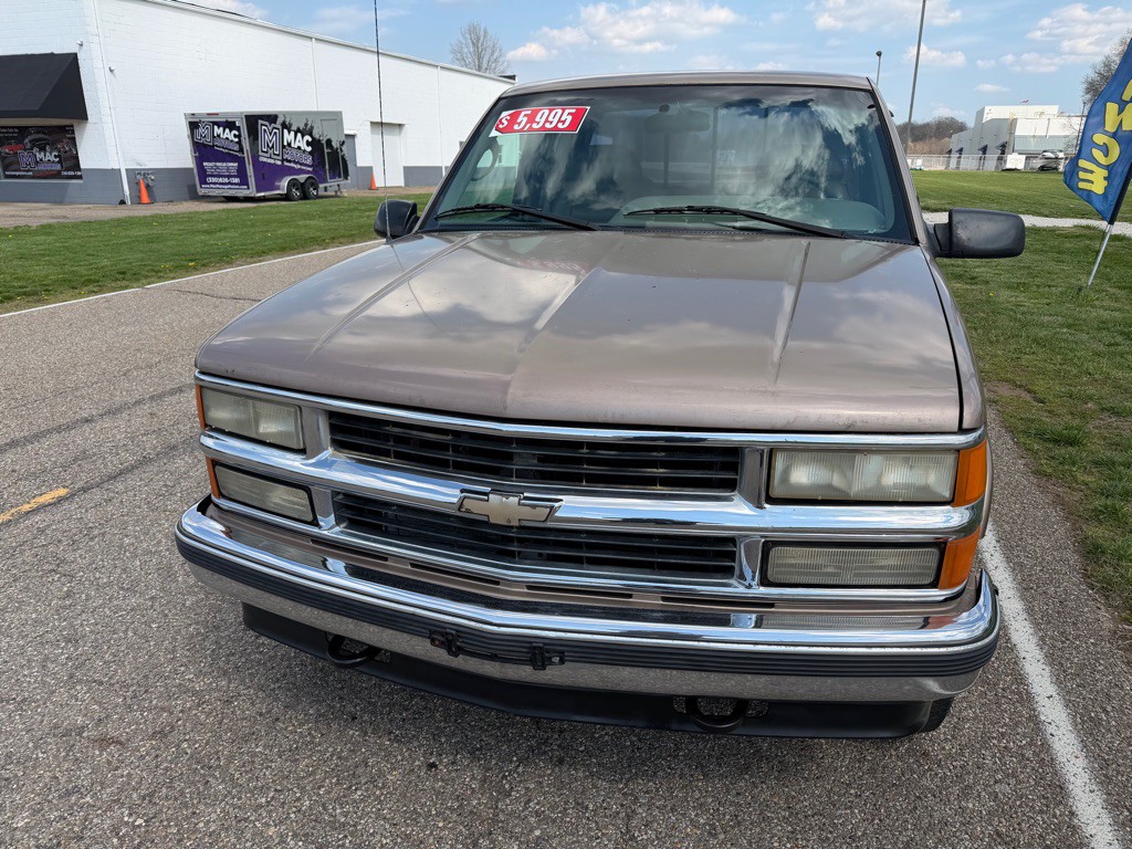 1996 Chevrolet C/K Image 4