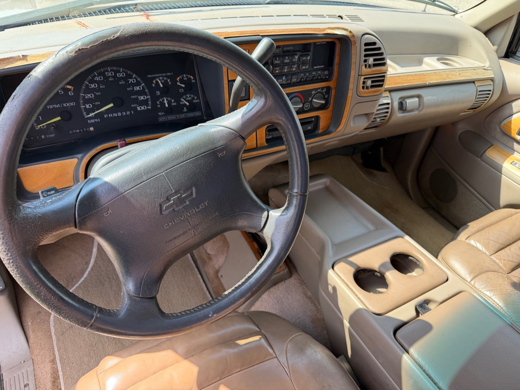 1996 Chevrolet C/K Image 10