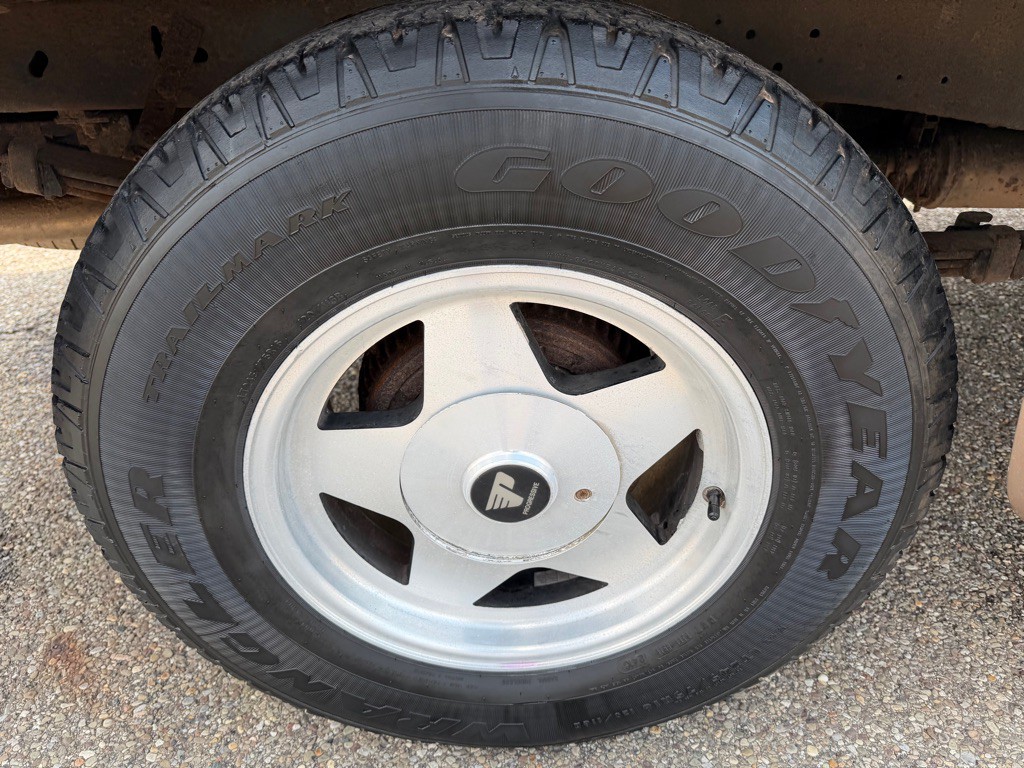 1996 Chevrolet C/K Image 18