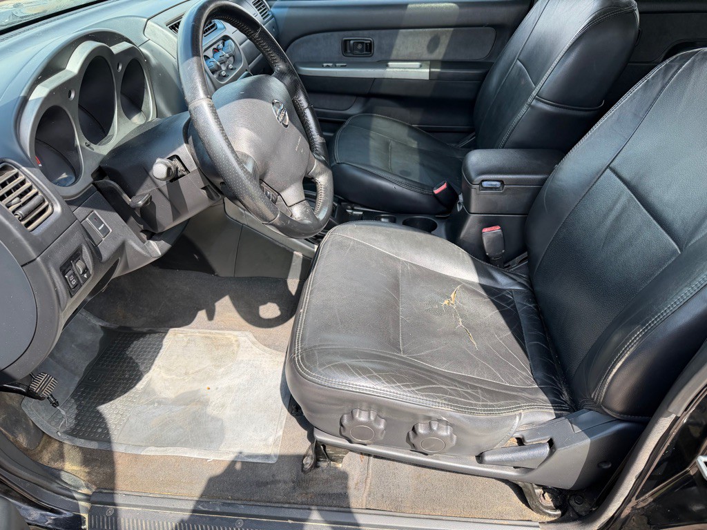2003 Nissan Xterra Image 9