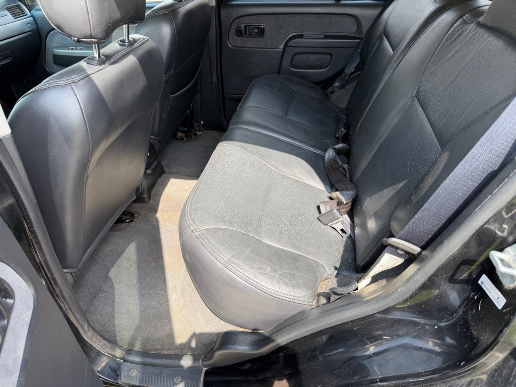 2003 Nissan Xterra Image 12