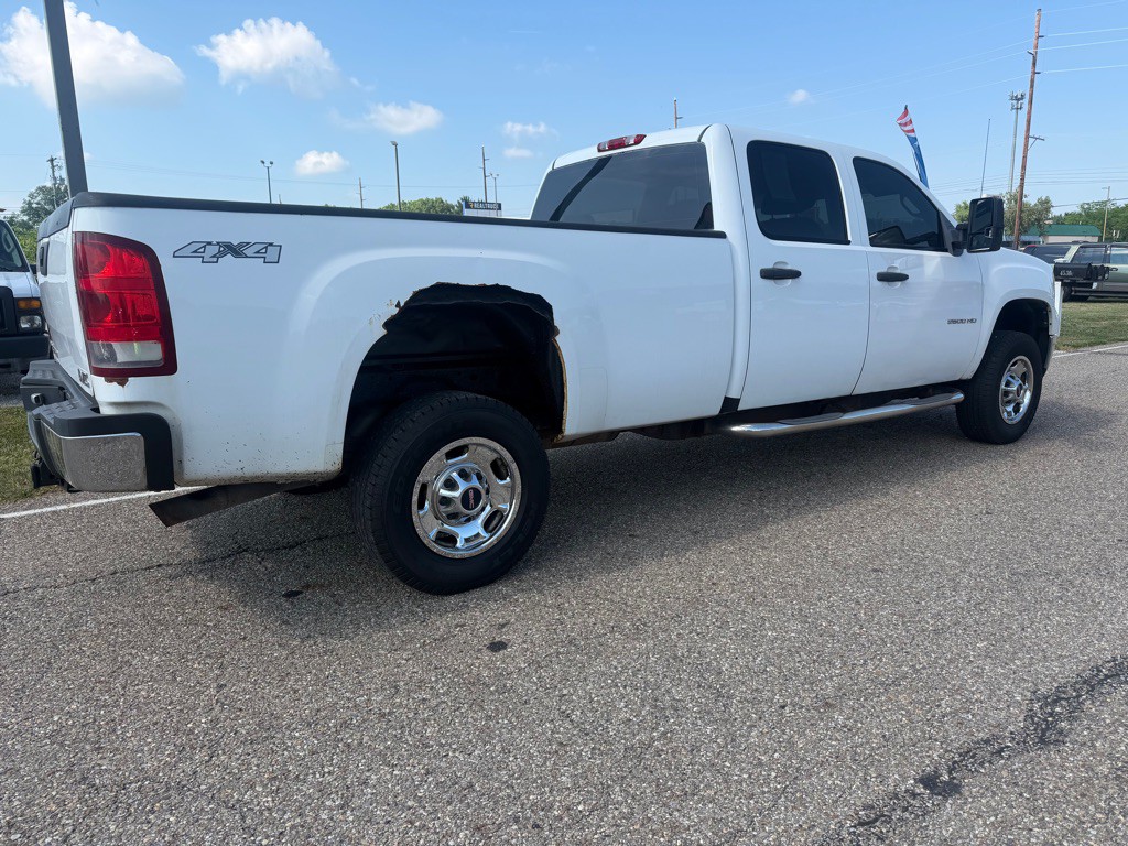 2011 GMC Sierra 2500 Image 6