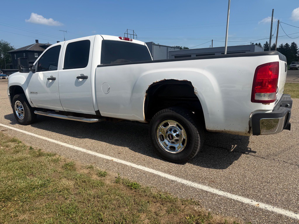 2011 GMC Sierra 2500 Image 7