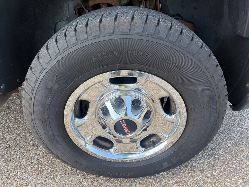 2011 GMC Sierra 2500 Image 16