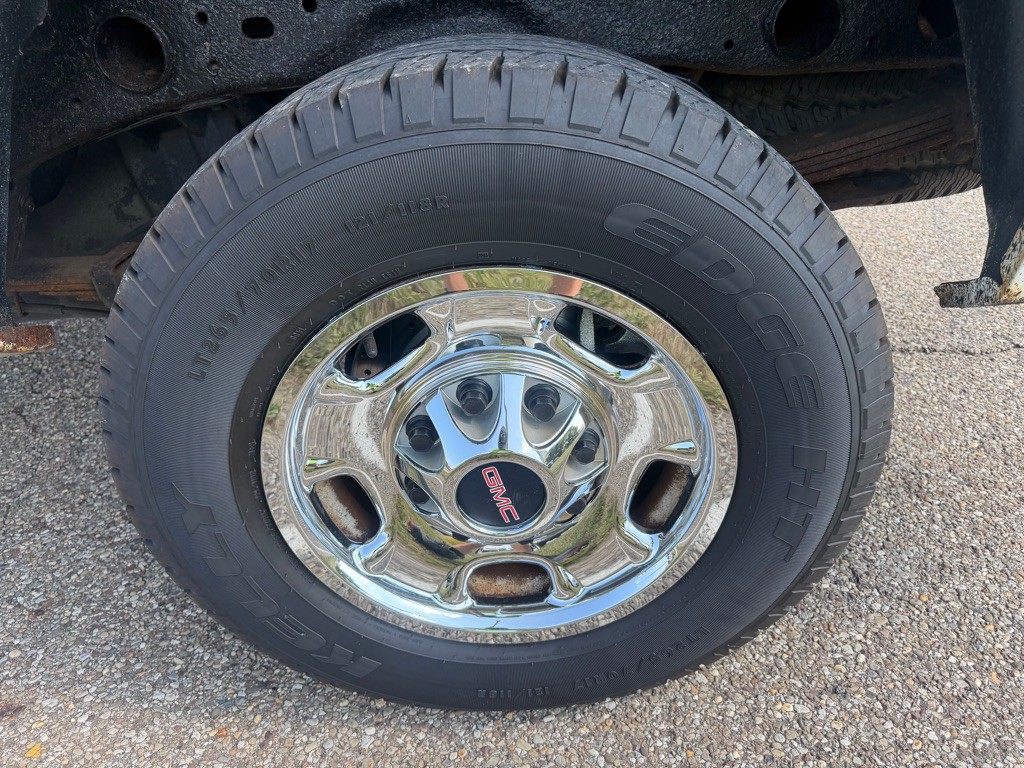 2011 GMC Sierra 2500 Image 18