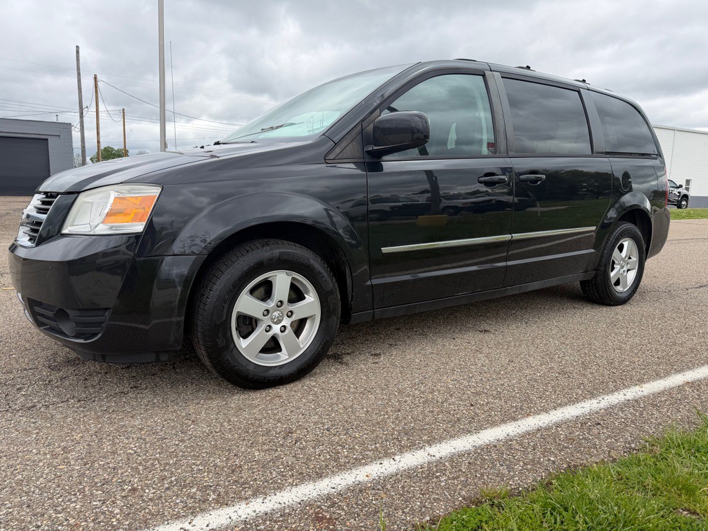2010 Dodge Grand Caravan Image 3
