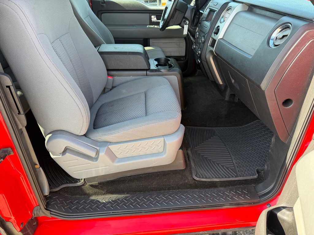 2013 Ford F-150 Image 11
