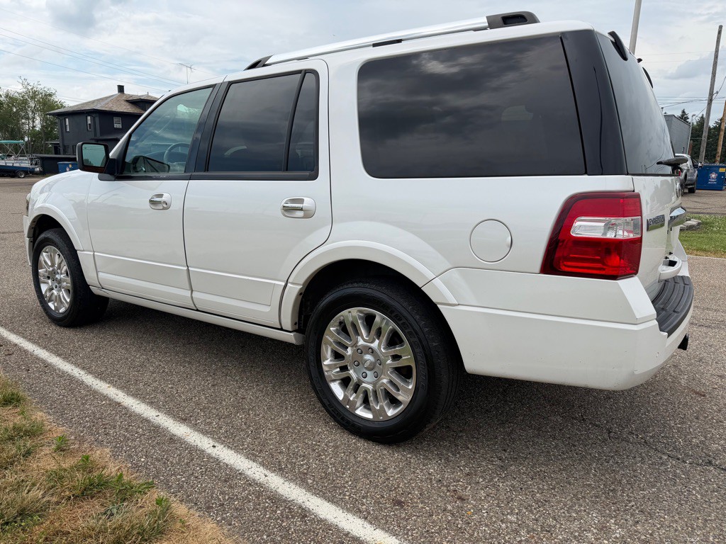 2011 Ford Expedition Image 7