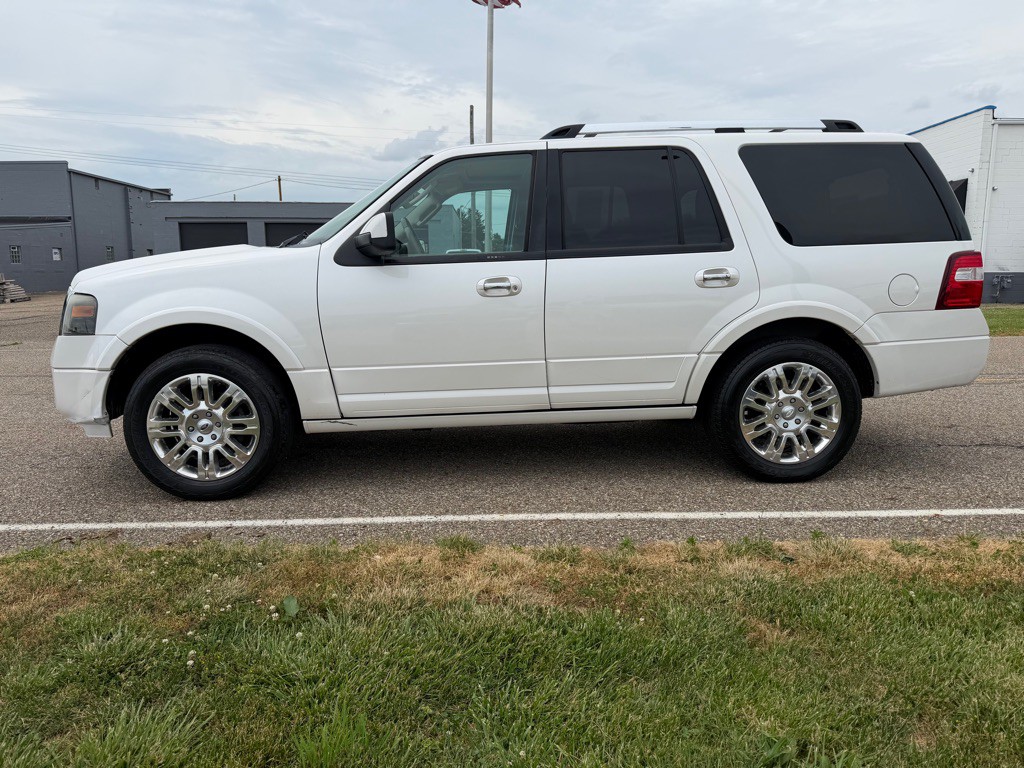 2011 Ford Expedition Image 8