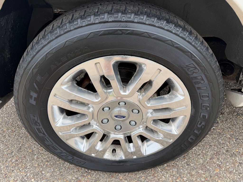 2011 Ford Expedition Image 20