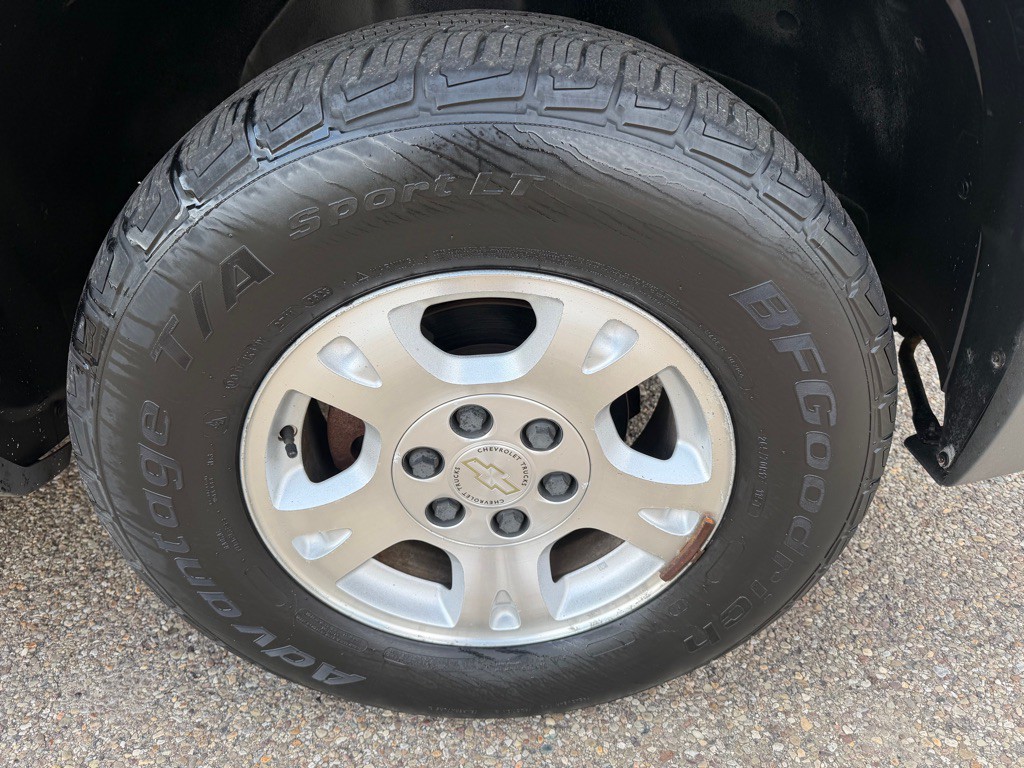 2002 Chevrolet Avalanche Image 15