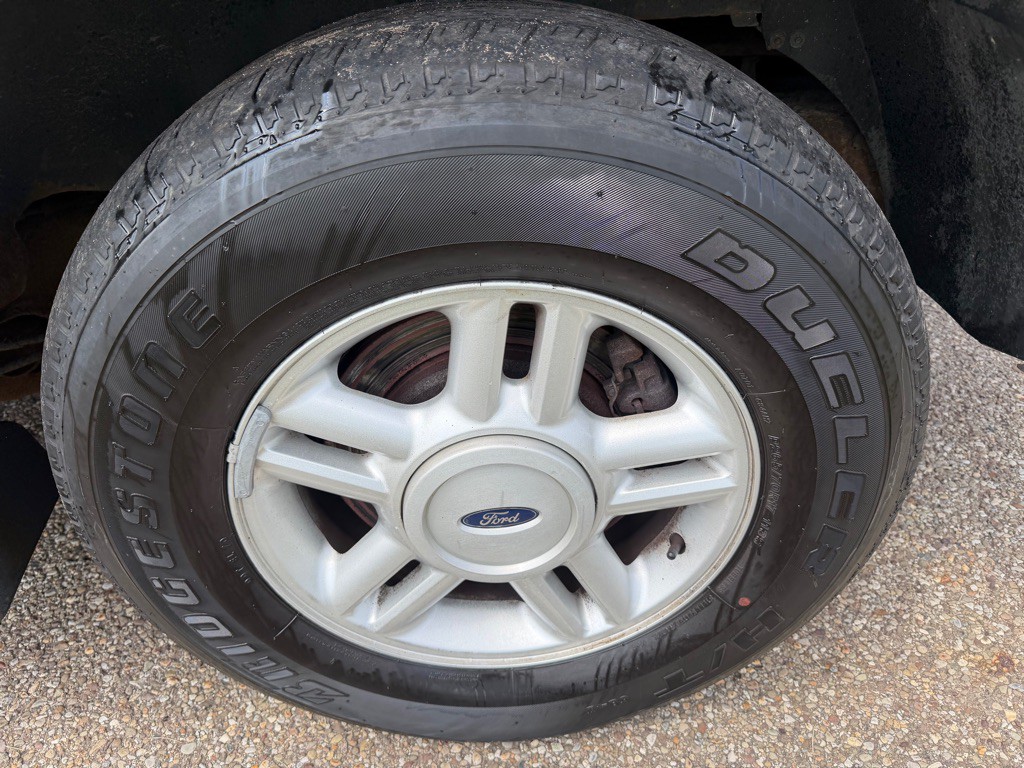 2003 Ford Expedition Image 20