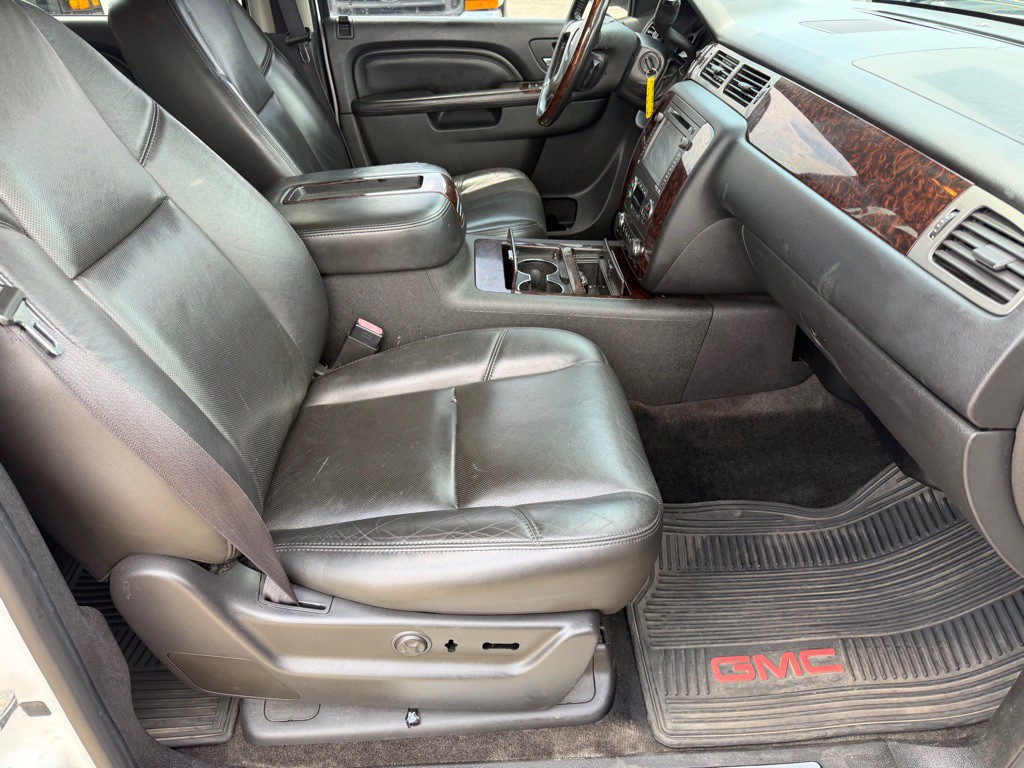 2014 GMC Yukon Image 11