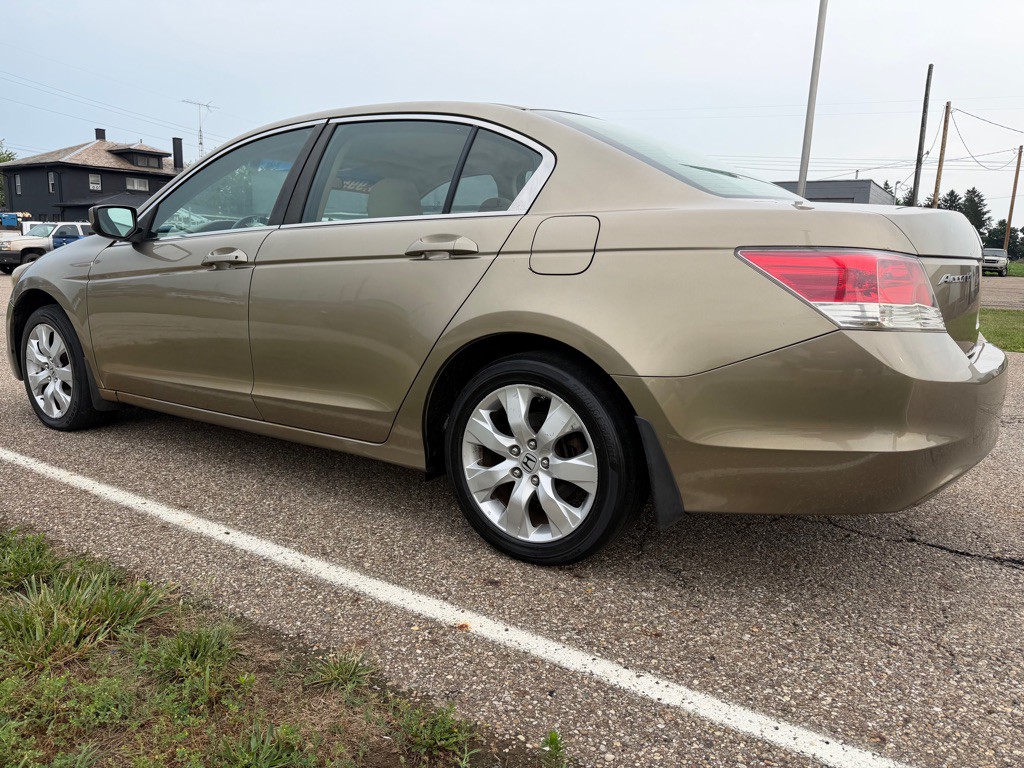 2010 Honda Accord Image 7