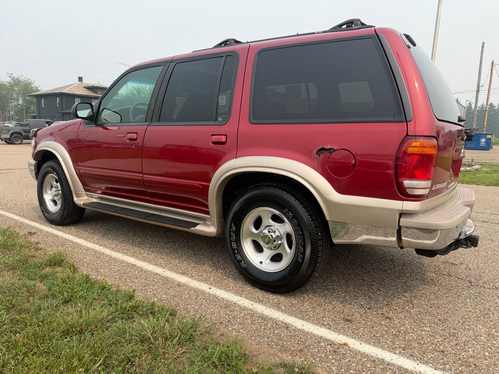 2001 Ford Explorer Image 7