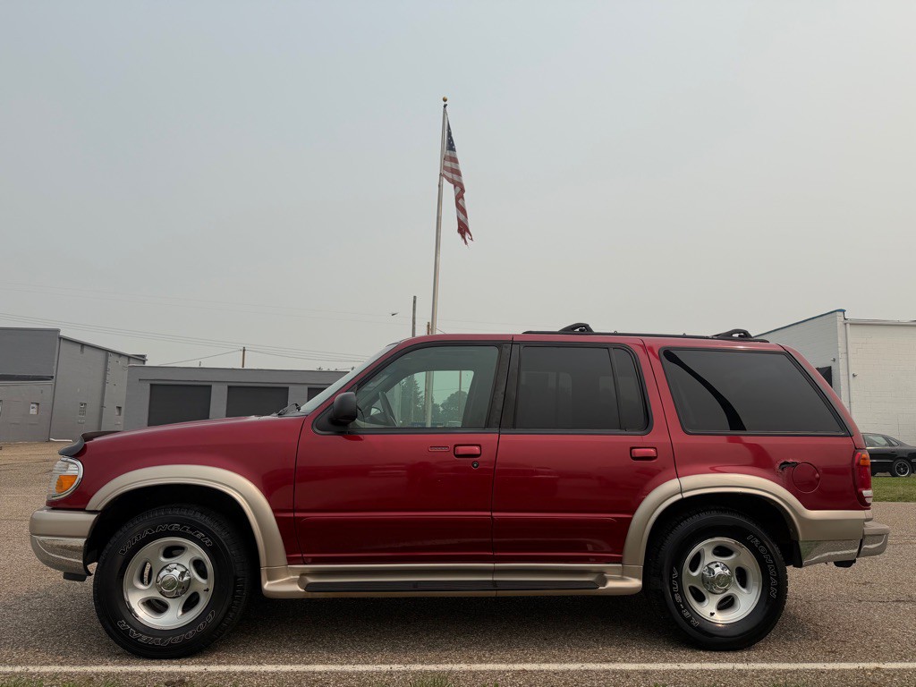 2001 Ford Explorer Image 8