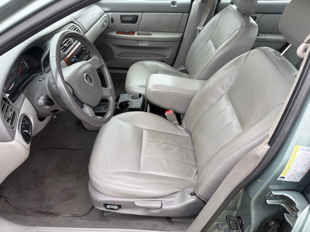 2005 Mercury Sable Image 9
