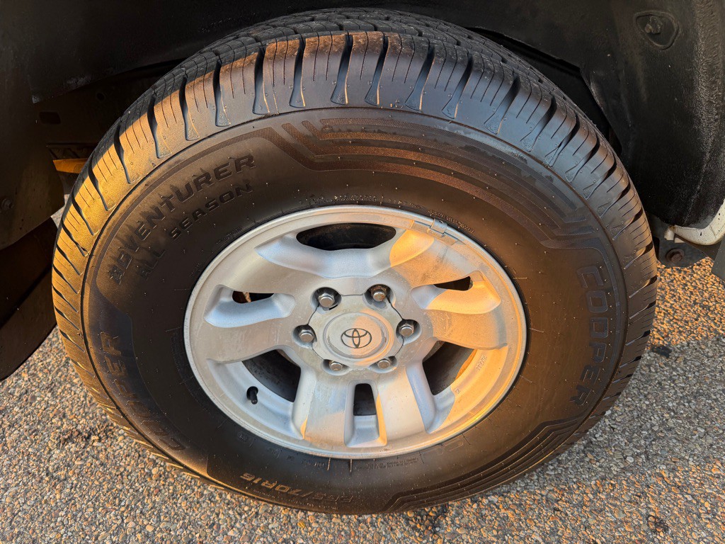 1998 Toyota 4Runner Image 16