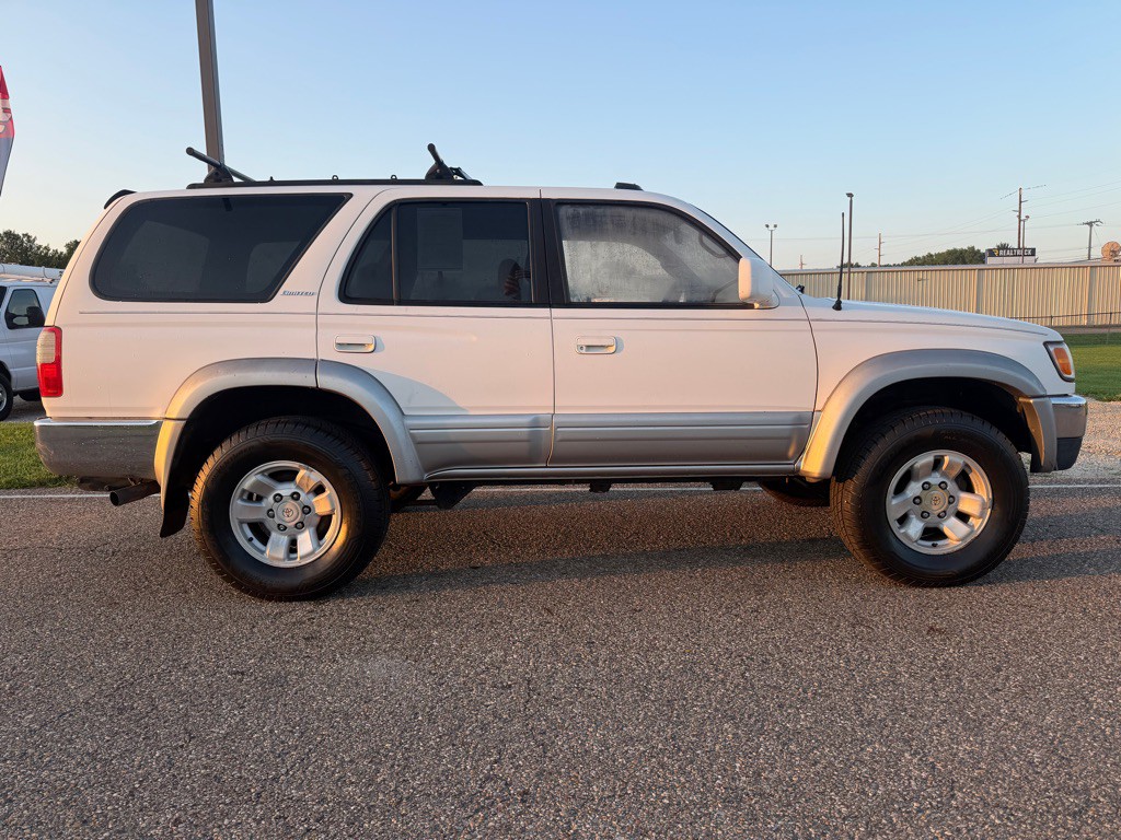 1998 Toyota 4Runner Image 19