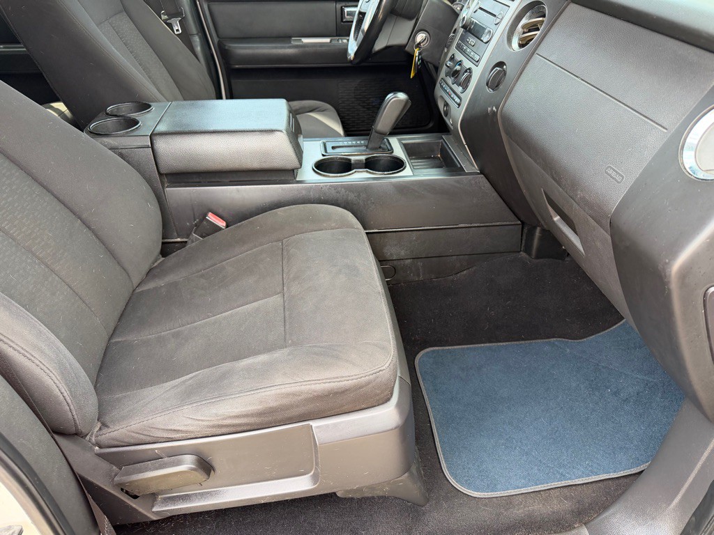 2008 Ford Expedition Image 11