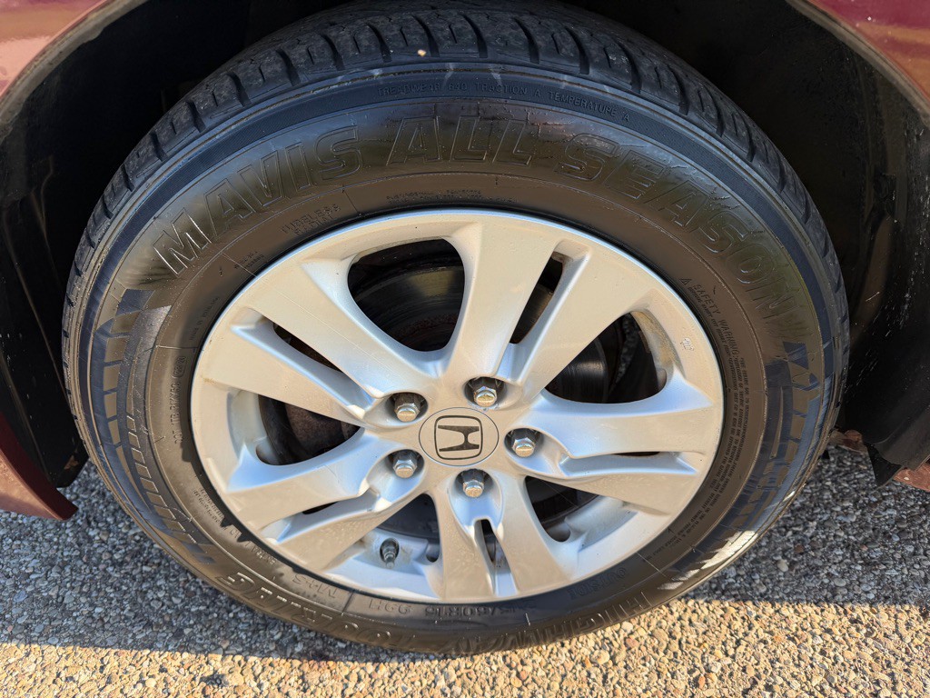 2009 Honda Accord Image 16