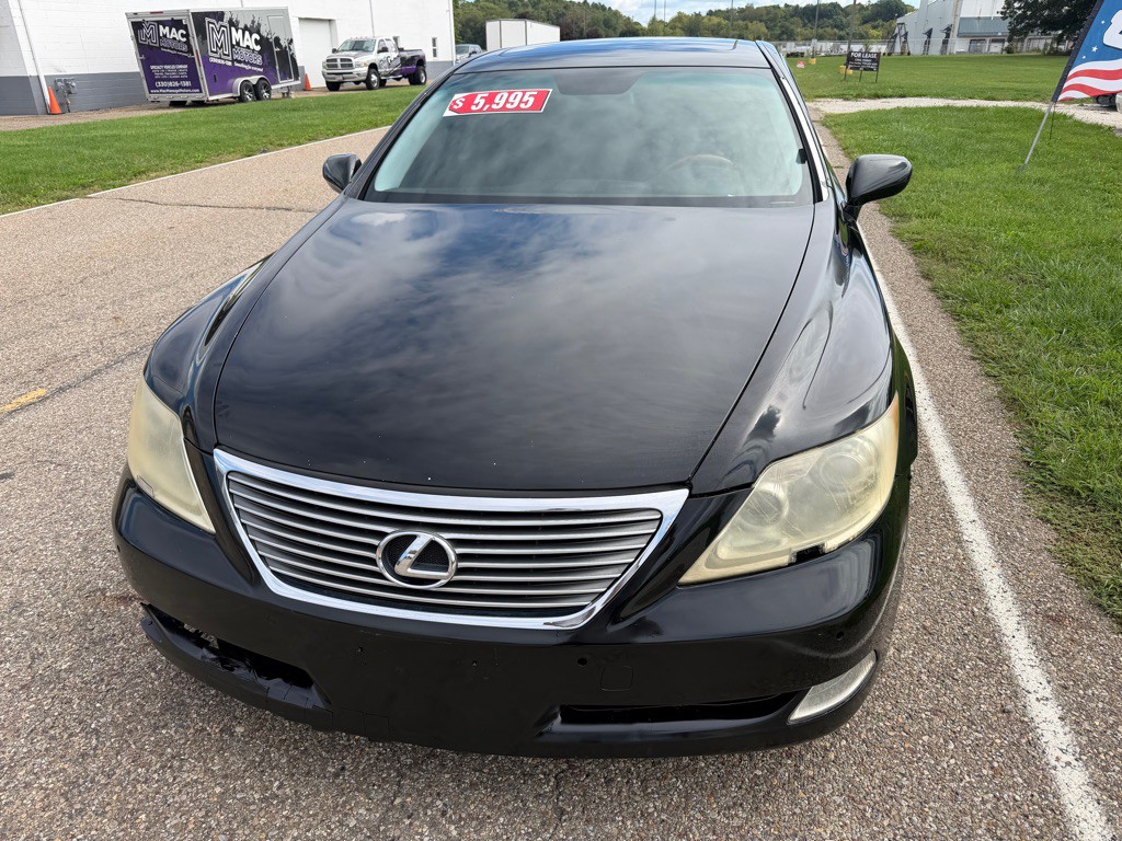 2007 Lexus LS 460 Image 4