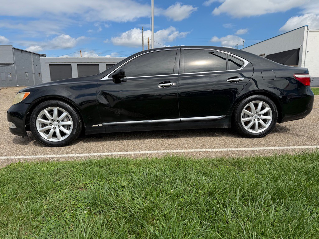 2007 Lexus LS 460 Image 8