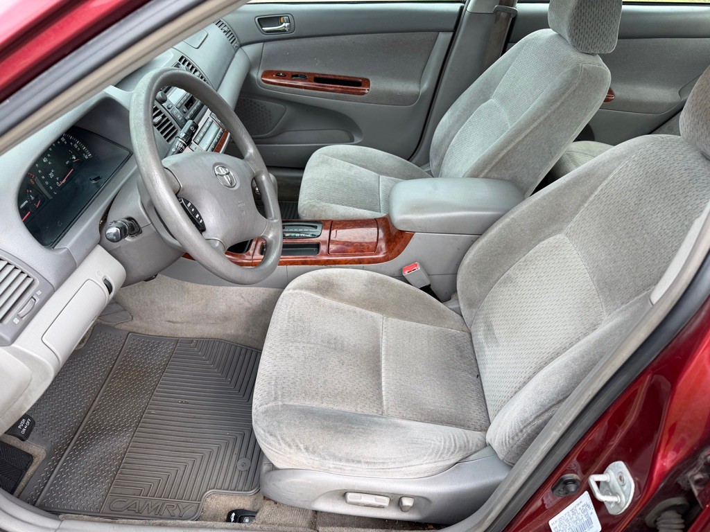 2003 Toyota Camry Image 10